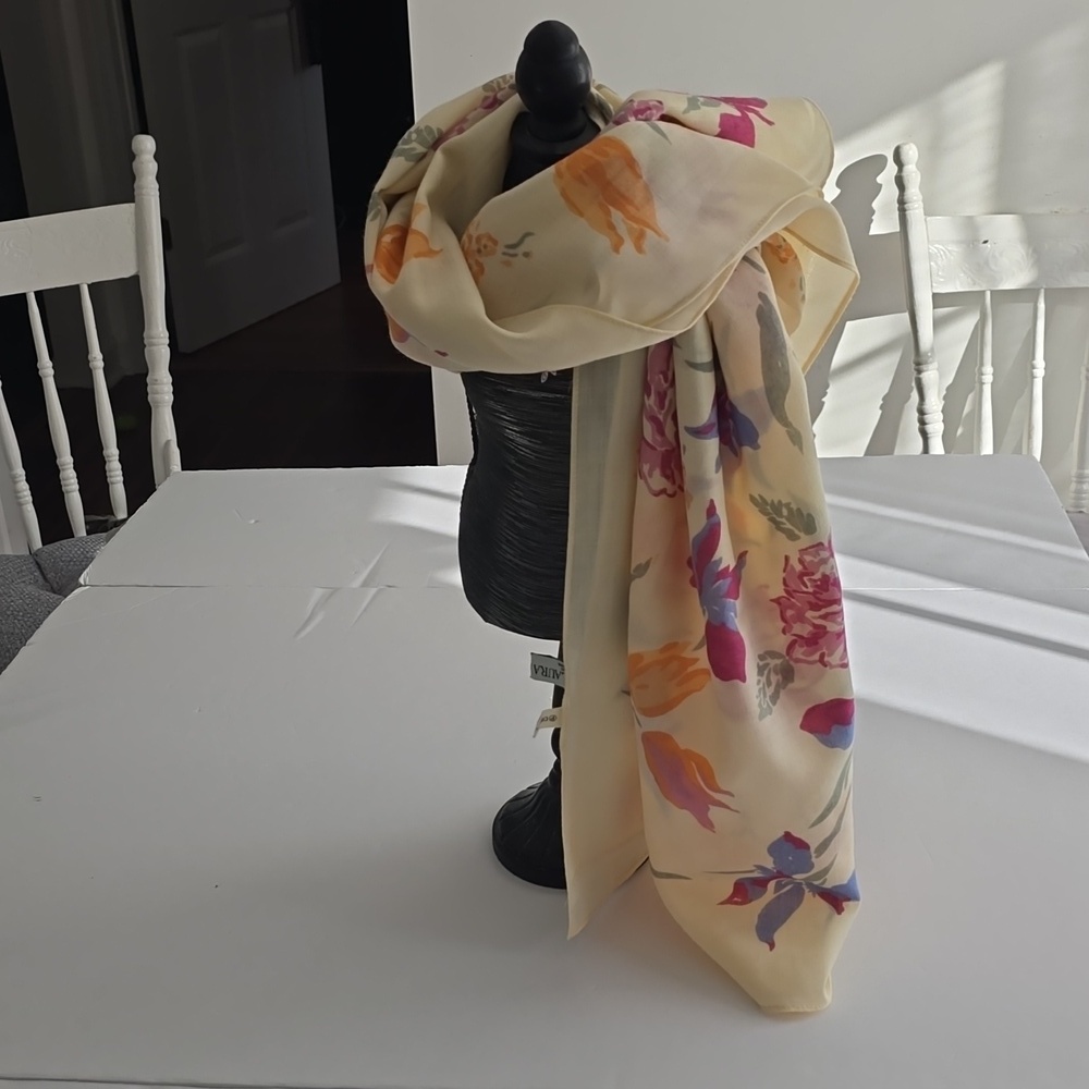 Laura Ashley Large 100% Wool Floral Scarf Wrap Great Britain Yellow